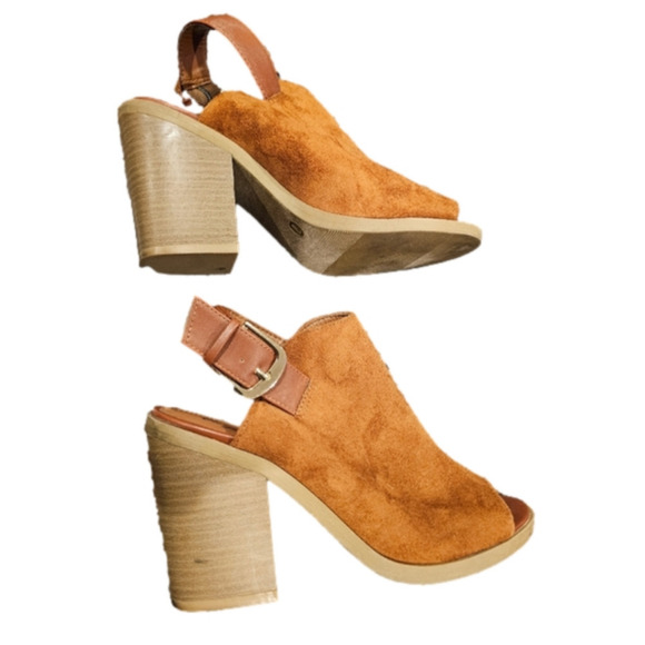 Curfew Shoes - Curfew Fuax Seude Block Heel Buckle Strap Peep Toe Ankle Boots Size 7